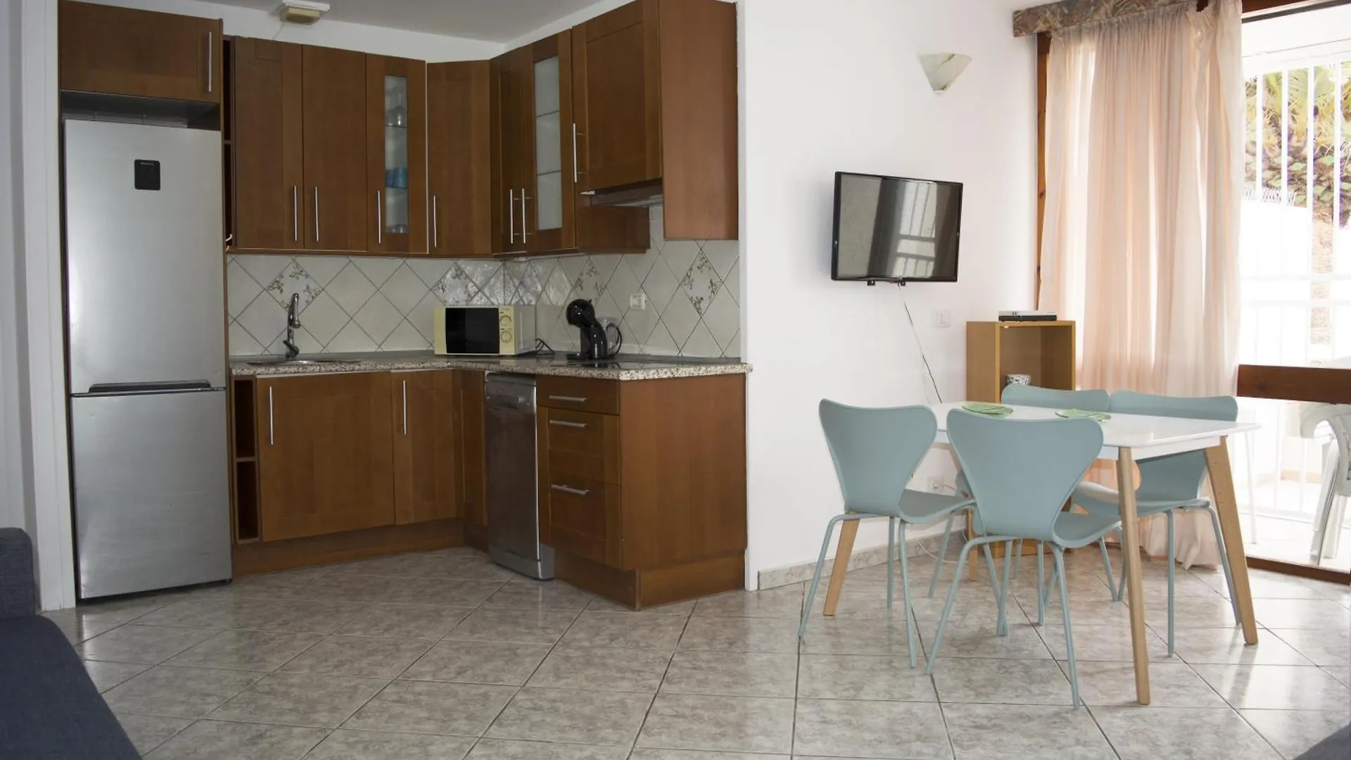 Apartamento Familiar En Tenbel- Costa Del Silencio Arona  Apartmán Arona (Tenerife)